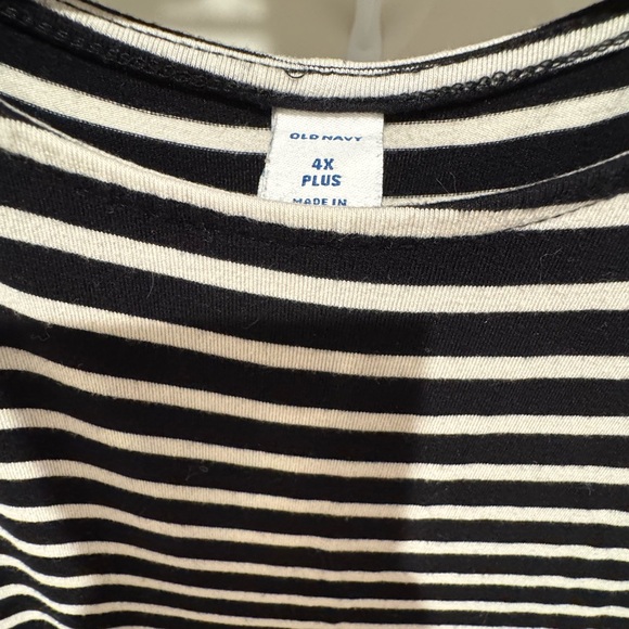 Black and white striped dress - Picture 2 of 3